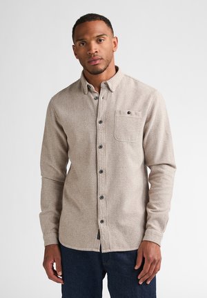 Petrol Industries, TEXTURED LONG SLEEVE SHIRT MILLSTATE - Shirt - oak