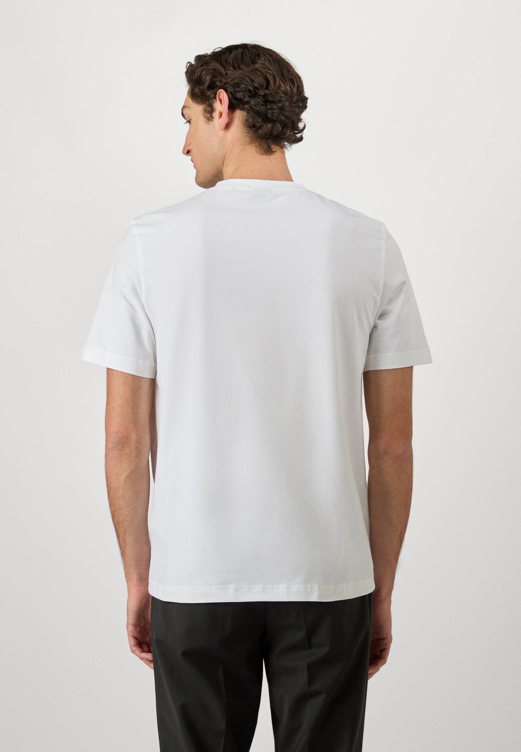 BOSS TCHUP - Basic T-shirt - white - Zalando.co.uk