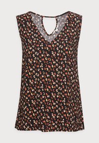 Top negro sin mangas con escote en V y detalle de ojo de cerradura, que presenta un patrón de estampado animal multicolor en tonos de rojo, beige y naranja.