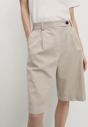 Short - sand