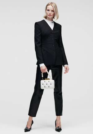 Blazer - black