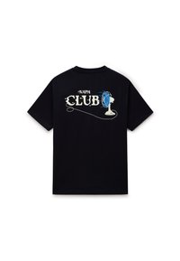 Μαύρο κοντομάνικο μπλουζάκι με την επιγραφή "NAPA CLUB" και μια μπλε γραφική απεικόνιση vintage ανεμιστήρα στην πλάτη.