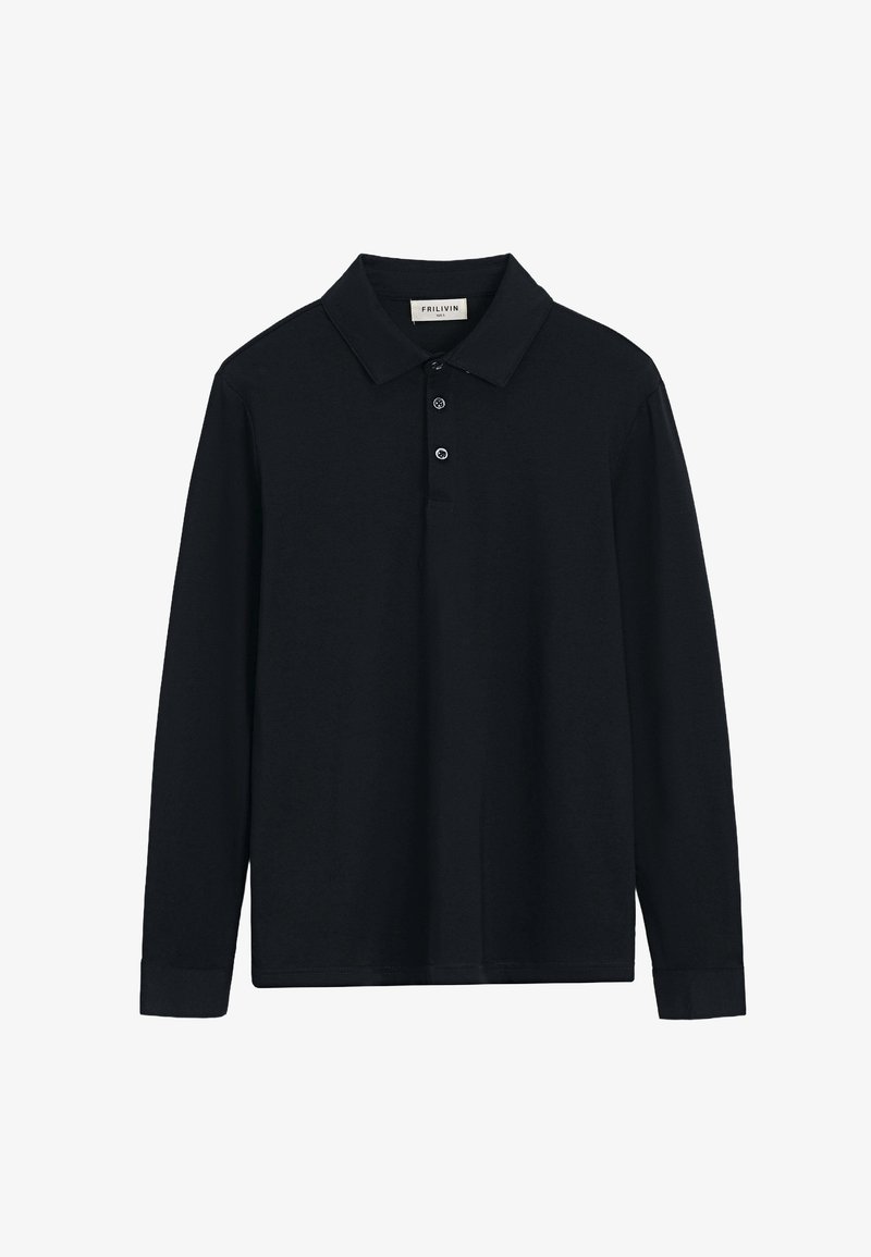 Polo à manches longues noir en tissu doux, doté d'un col classique, d'une patte de boutonnage à trois boutons et de détails de couture subtils.