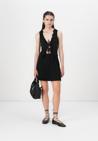 Vero Moda VMMARINA SKATER - Minirok - black