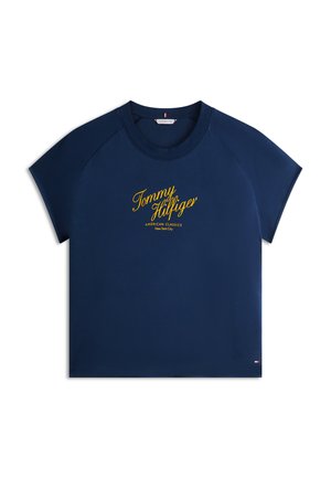 Tengerészkék rövid ujjú póló sárga "Tommy Hilfiger American Classics New York City" felirattal az elején.