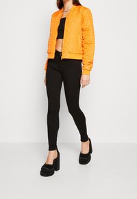 Noisy May Bomberjacka - neon orange