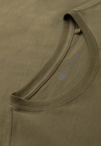 Unausgewählt, olive