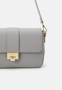 Anna Field Rankinė per petį - light grey