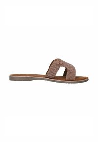 Bruine slidesandalen hebben bewerkte banden met een open teenontwerp, een platte zool en een zachte suede-achtige voering voor comfort.