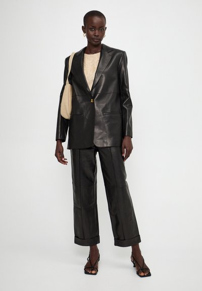 AERON Veste en cuir - black
