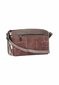 Borsa a spalla marrone e beige in pelle, con motivi cuciti, una tasca frontale con zip e una tracolla regolabile. Forma rettangolare compatta.