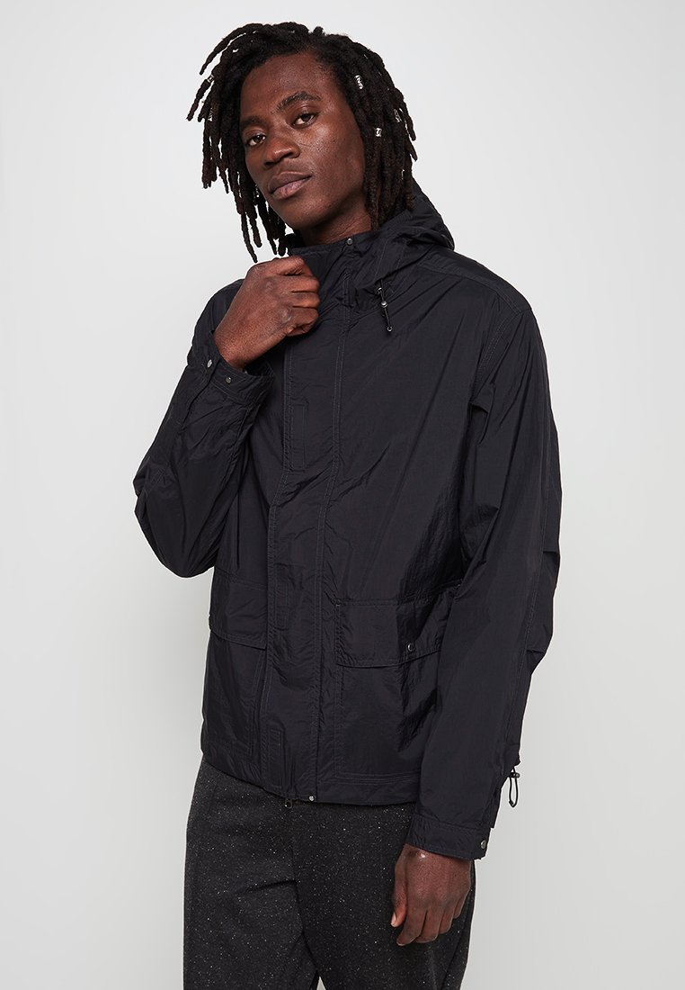 Leichte Jacke