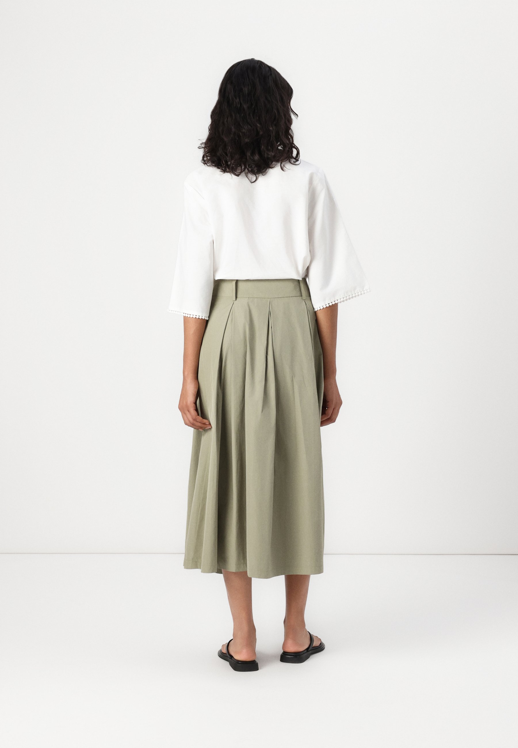 ONLY ONLLUCINDA Midi - Pleated skirt - overland trek/brown
