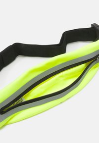 Nike Performance SLIM WAIST PACK 3.0 UNISEX - Rumpetaske - volt/black/silver