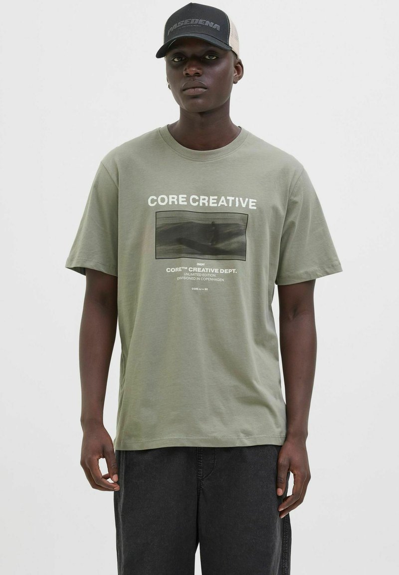 Jack & Jones RUNDHALSAUSSCHNITT  - Printtipaita - shadow