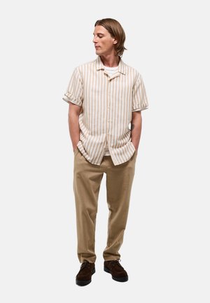 Monoprix, Pantalon classique - chamelle