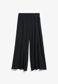 Selected, black