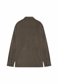 Hnedá kordurová košeľa s golierom, dlhými rukávmi a zapínaním na gombíky, so štruktúrovanou tkaninou a čistým, jednoduchým dizajnom na zadnej strane.