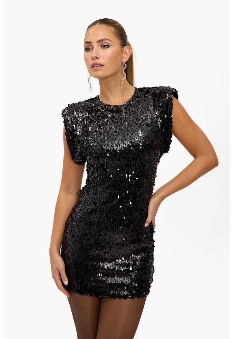 Zwarte mini-jurk met pailletten, een aansluitende pasvorm, korte mouwen en een glanzende textuur. Heeft een ronde halslijn en glinsterende accenten.