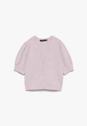 Világoslila gombos kardigán rövid, fodros ujjakkal és puha, texturált kötött anyagból, fehér háttéren.