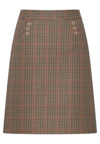 Hnědá kostkovaná sukně ke kolenům s přiléhavým pasem, zdobená třemi dekorativními knoflíky na straně. Texturovaná látka s červenými akcenty.