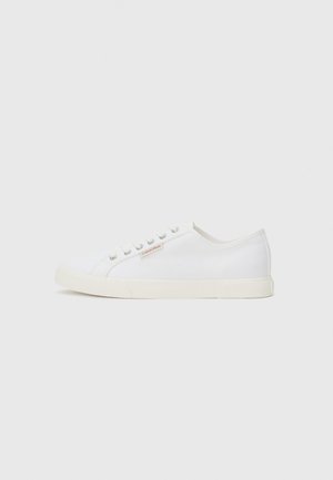 ESS VULC - Baskets basses - triple bright white