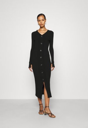 SAFFAT - Strickkleid - black