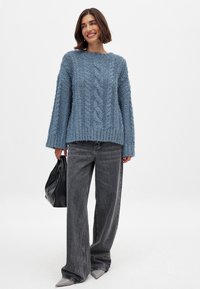 NA-KD CABLE  - Stickad tröja - blue