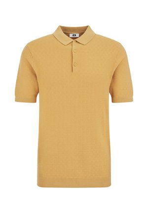 Tricou polo cu mâneci scurte, de culoare galben muștar, confecționat dintr-un material tricotat texturat. Are guler și povraz cu trei nasturi. Design ajustat.