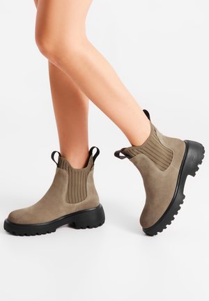 Platform ankle boots - brown sugar