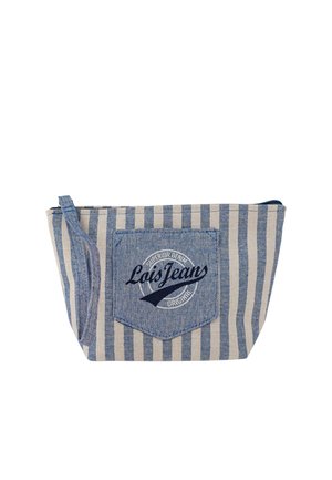 Bolsa de tela a rayas en azul y crema, con un bolsillo de mezclilla con logo. Cierre con cremallera y tope lateral para facilitar el transporte.
