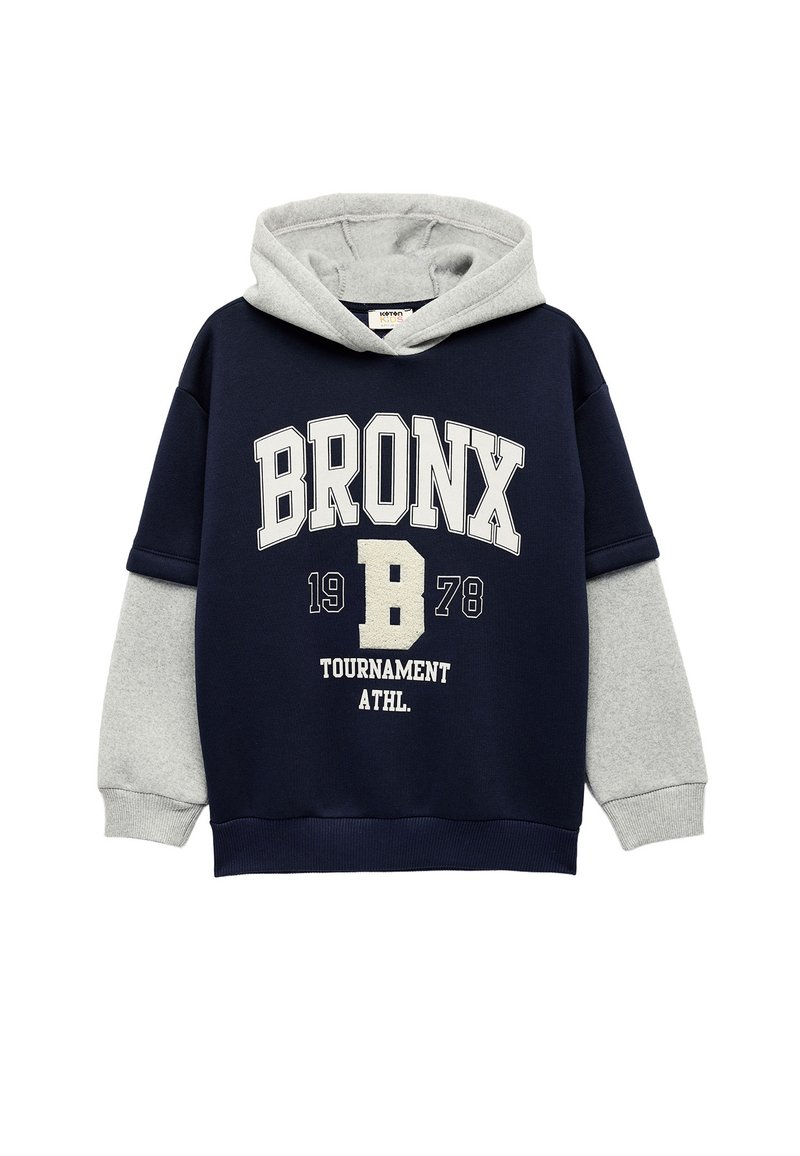 Mörkblå och grå hoodie med känguruficka, prydd med "BRONX 1978" i stora vita bokstäver och grå ärmar. Blandat bomullstyg.