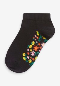 Crne anklet čarape s raznobojnim cvjetnim uzorkom koji sadrži ružičaste, žute i narančaste cvjetove s jedne strane; izrađene od mekog, elastičnog materijala.
