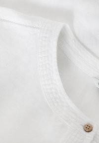TATUUM SARAKIMO - Blūze - white