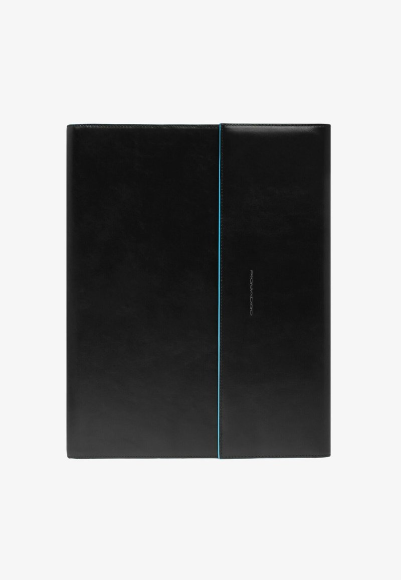 Schwarze Lederakte mit glatter Textur, versehen mit einer türkisfarbenen Akzentlinie und einem dezenten Logo auf der Vorderseite. Schlankes, rechteckiges Design.