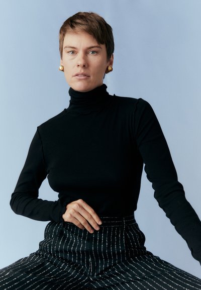 Filippa K DARCEY  - Broek - black