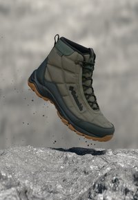Επιλέχθηκε, stone green/black