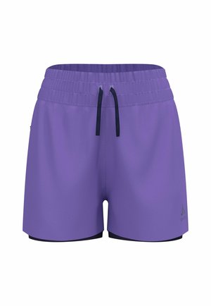Shorts de sport violets avec une taille élastique, cordon noir et doublure en mesh intérieure, présentant une texture subtile et un détail logo.