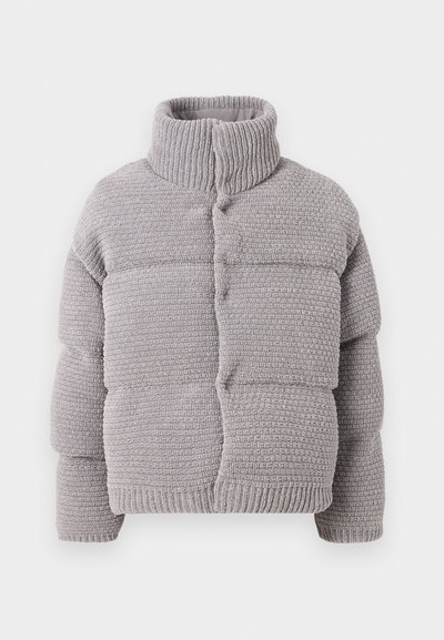 Gray puffer jacket with a high collar, textured fabric, button closure, and ribbed cuffs. Features a boxy shape and horizontal quilting.