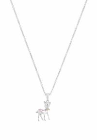 Collar de plata con un colgante de ciervo que presenta acentos en rosa, un charm amarillo y una textura suave, colgado de una delgada cadena de eslabones.
