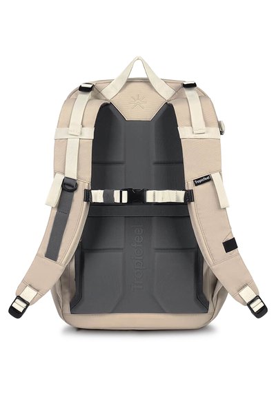 Zaino beige con pannello posteriore grigio, spallacci regolabili e scomparti multipli. Realizzato in tessuto resistente con cuciture rinforzate.