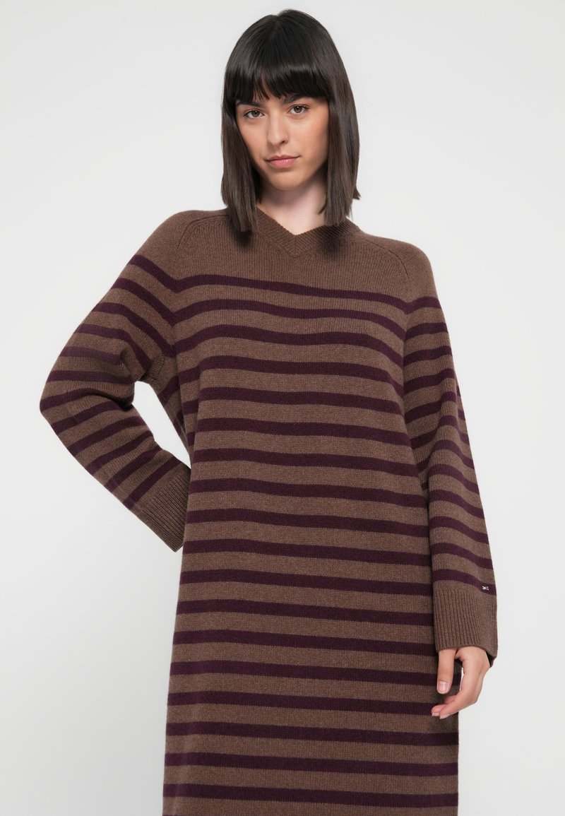 tommy hilfiger brown dress NWT Tommy Hilfiger Women's Yellow Brown Plaid A-Line Dress