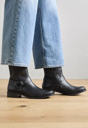 Cowboy/motoros bokacsizma - classic black