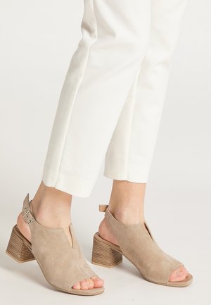 Sandalen - beige