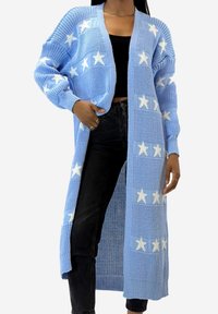 Niewybrane, hellblau