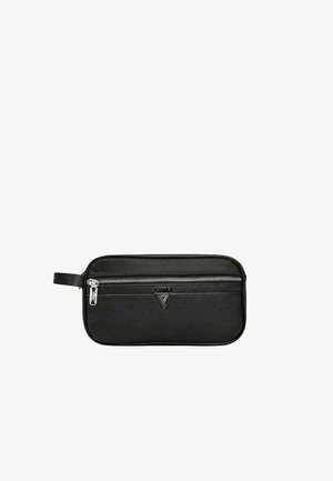 Bustina rettangolare in pelle nera con tasca frontale con cerniera, cursore della cerniera argentato, piccolo manico sul lato e logo triangolare sul davanti.