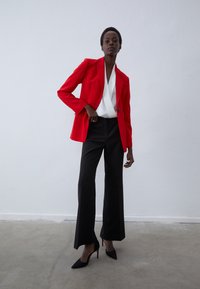 Anna Field Blazer - red