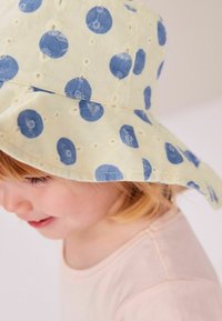 Next LOW BACK BUCKET - REGULAR FIT - Sombrero - white blue