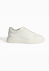 Desa Slipper - white