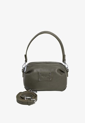 Borsa a tracolla in pelle verde oliva con chiusura zip, manico corto e tracolla rimovibile. Presenta dettagli in metallo argentato e una patch con logo.